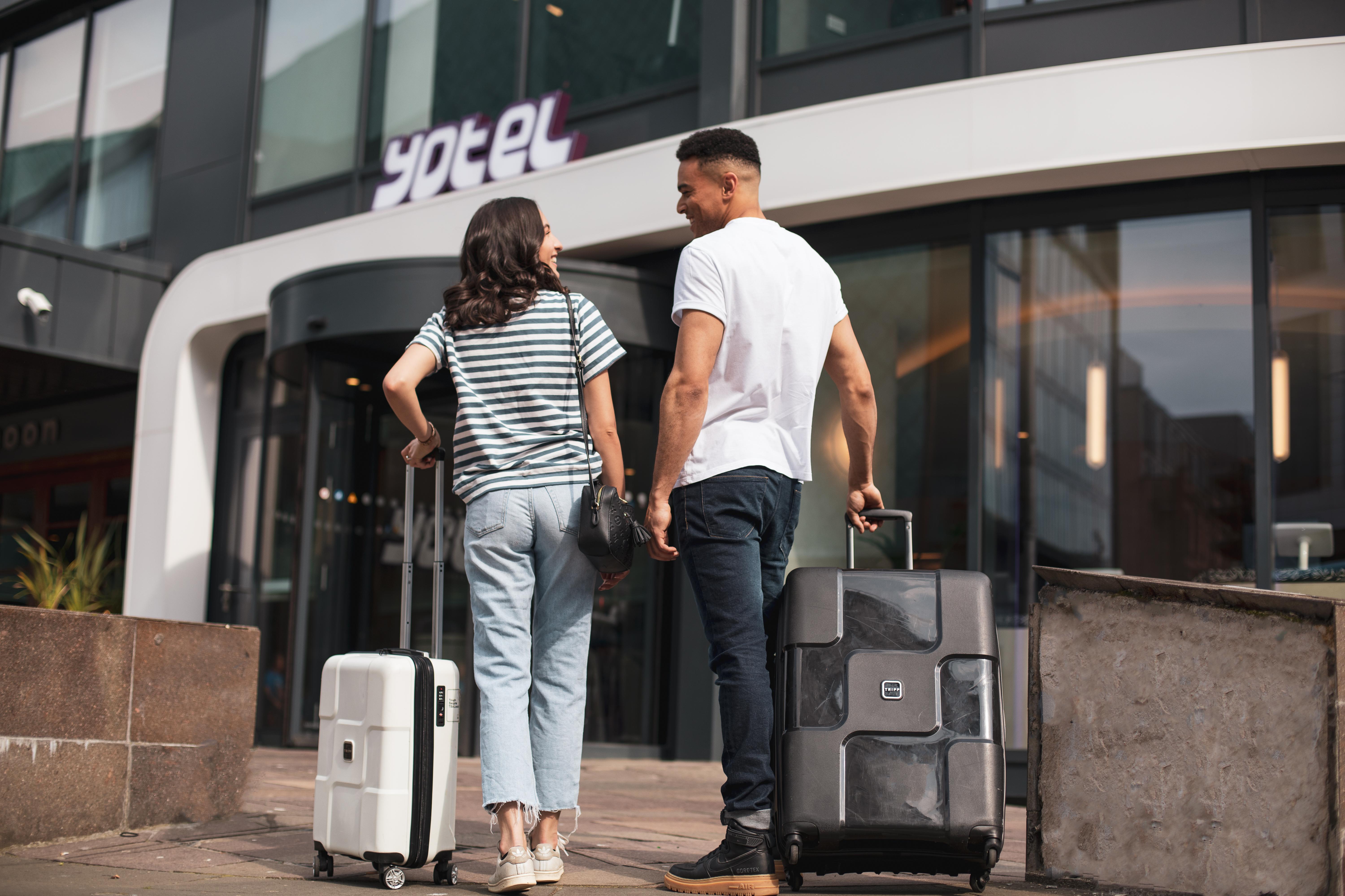 Yotel Glasgow Exterior foto "I'm here to stay for a few days."